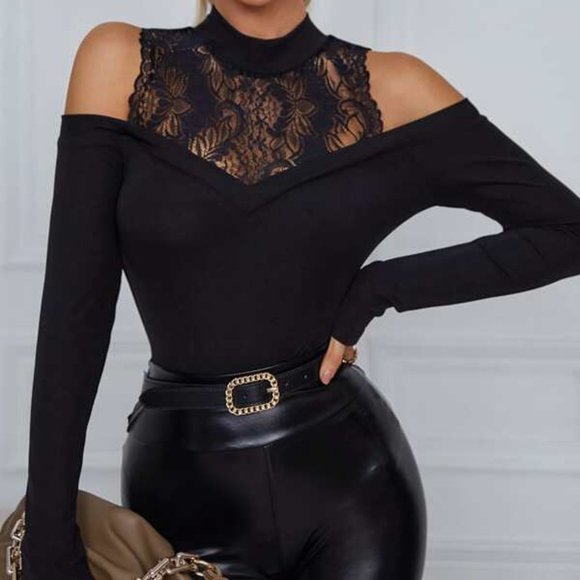 Black Lace Trimmed Long Sleeves Top - Picture 3 of 6